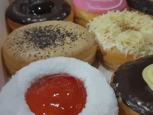 Bonjer Donuts & Bakery 3