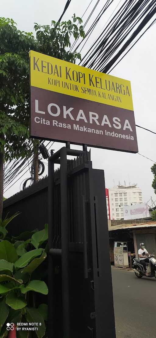 Kedai Kopi Keluarga Puri 1