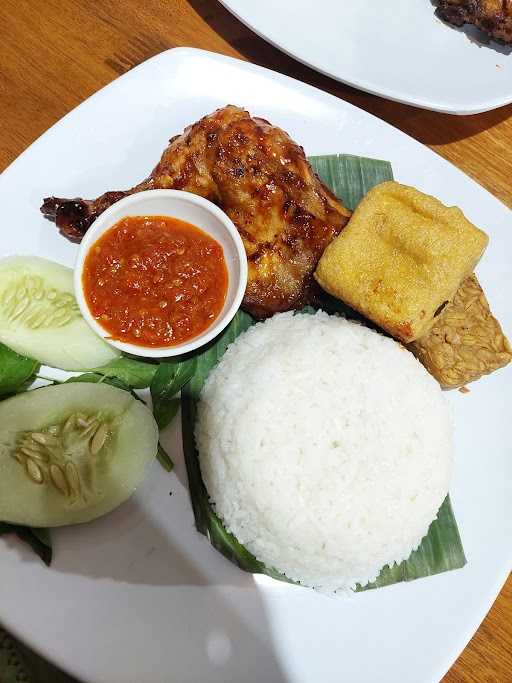 Ayam Bakar Kambal - Grogol Utara 9