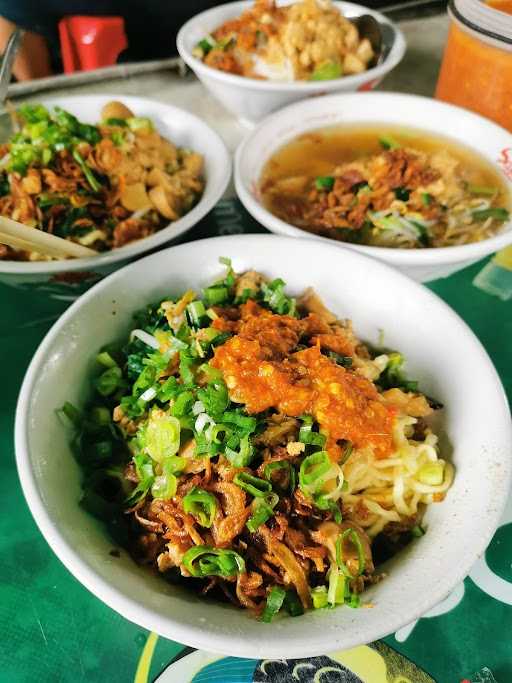 Bakmi Pak Tris 4