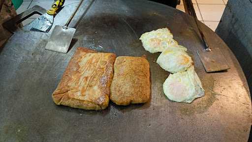 Martabak Kubang Resto 2