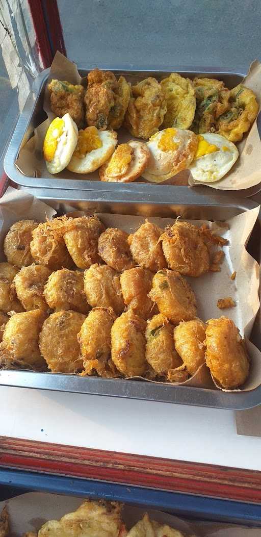 Nasi Kuning Bang Dara (Pasar Embung) 7