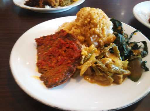 Nasi Padang Eatery Sederhana Sa 9