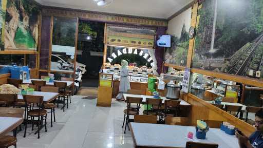 Rumah Makan Bersaudara 4