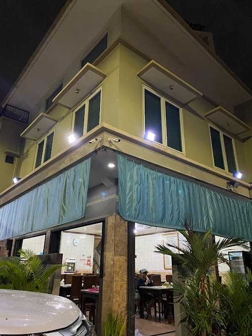 Rumah Makan Eka Jaya 4