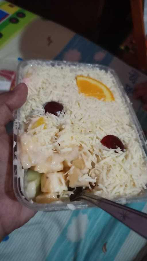 Salad Buah D'Hust Kembangan 7