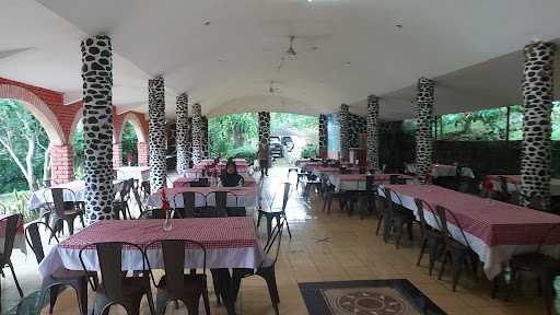 Cafe Cimandiri Wisata Bukit Baros 2