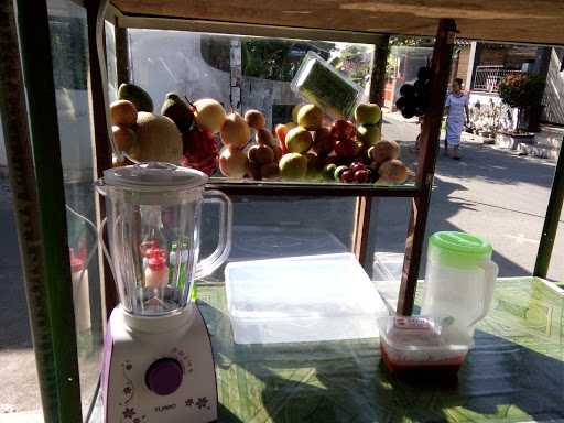 Warung Mendoan, Juice, Dan Sop Buah 1