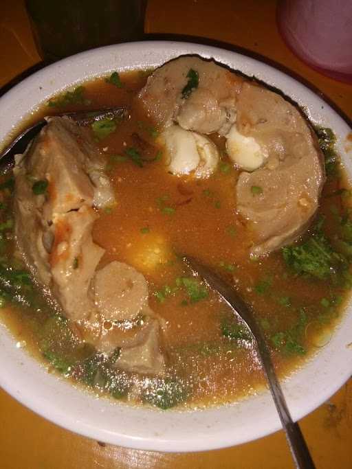 Bakso & Mie Ayam Raksasa 4