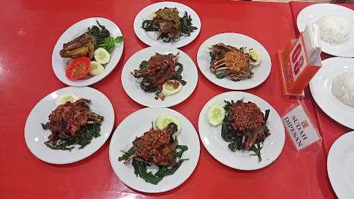 Bebek & Ayam Sari Rasa 3