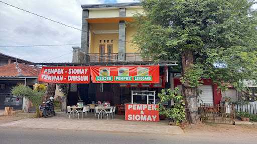 Griya Pempek & Siomay Sinar Senayan 7