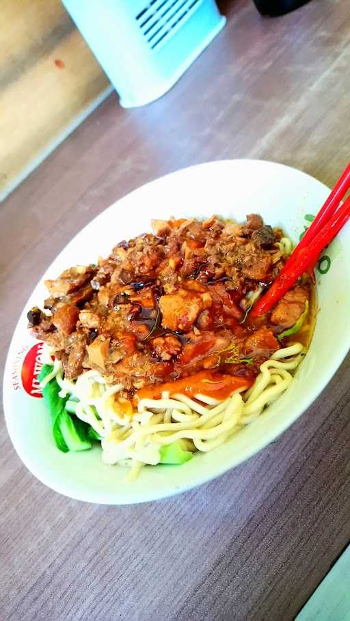 Mie Ayam Krakal Pak Badar 1