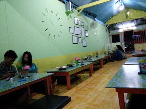 Warung Makan Mamah 8