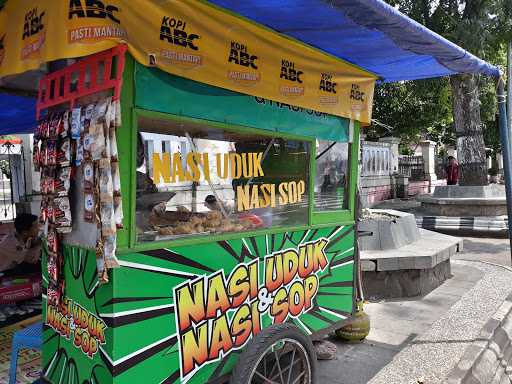 Warung Nasi Uduk Dan Sop 2