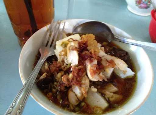 Warung Soto Yu Gongar 3