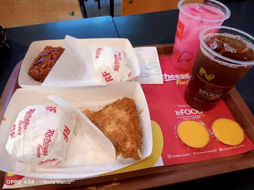 Richeese Factory Cipto 7