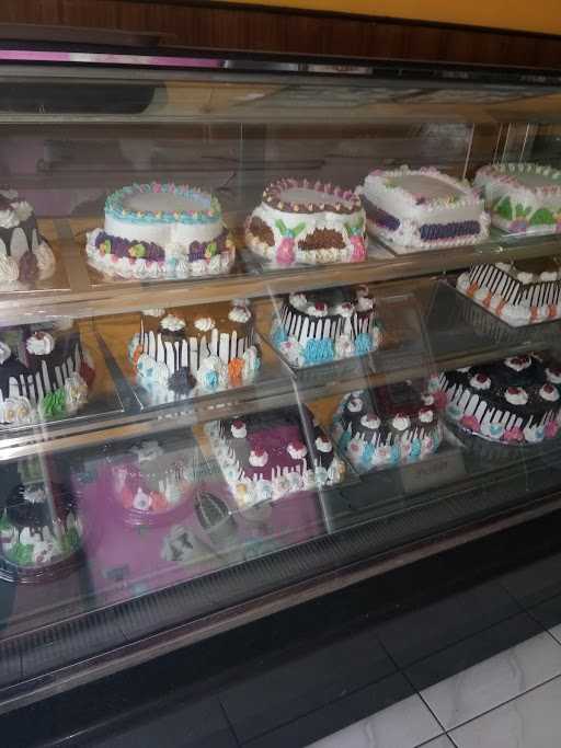 Hakiky Bakery Kediri 10