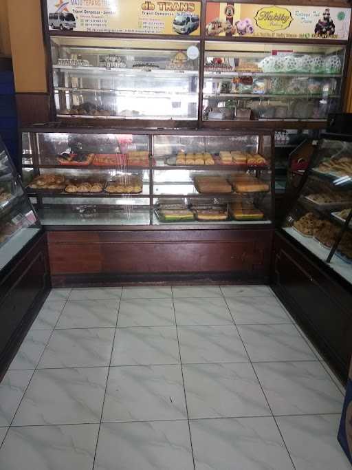 Hakiky Bakery Kediri 6