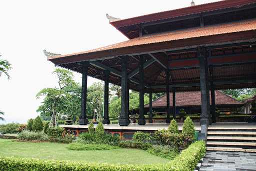 Restoran Mutiara Garden Tanahlot 7