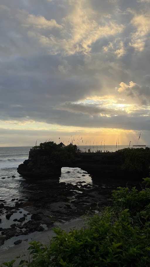 Restoran Mutiara Garden Tanahlot 5