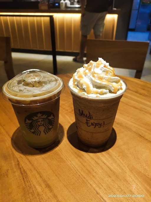 Starbucks - Tabanan 8