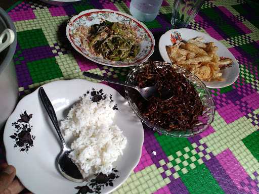 Rumah Makan Al Mubarok 7