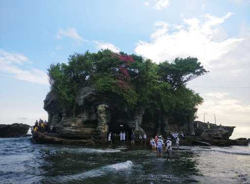 Tanah Lot Sunset Point 8