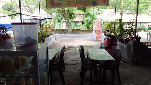 Warung Makan Bu Ida Sr/Sumaida Cake 5