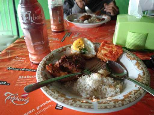 Warung Muslim Bu Fitri 1