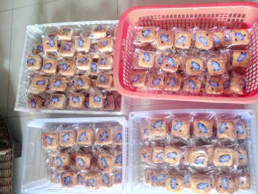 Salisa Cake N Cookies 7