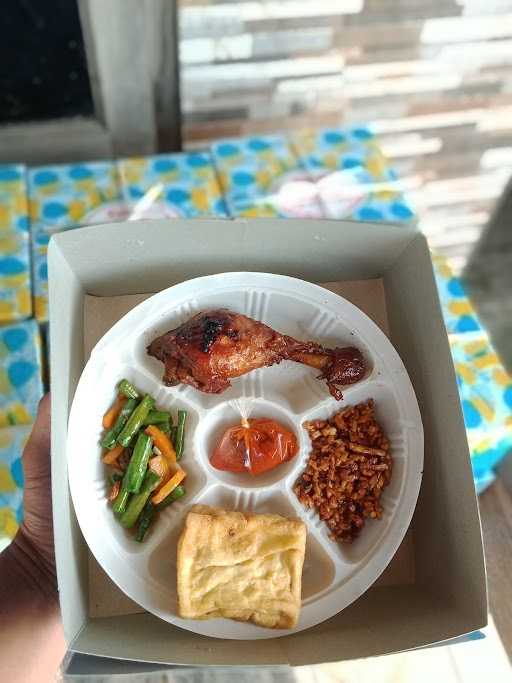 Ayam Bakar Ibu Mus 9