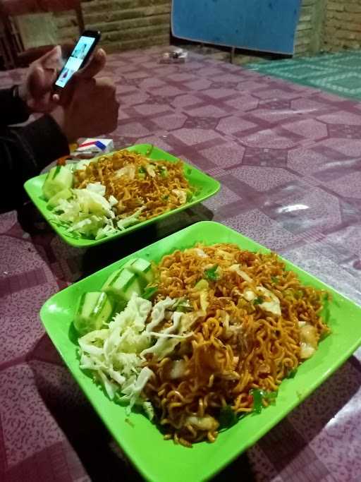 Nasi Goreng Mak Lampir 3