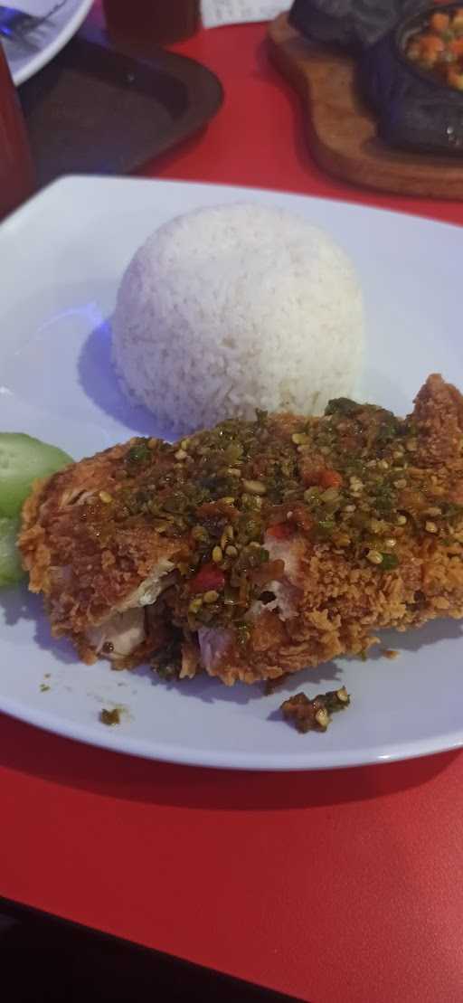 Roket Chicken Kedung 2