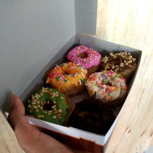 Donkent Donuts Purwokerto 5