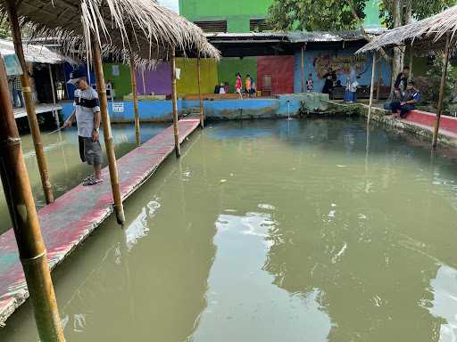 Kampung Ikan Abel 4