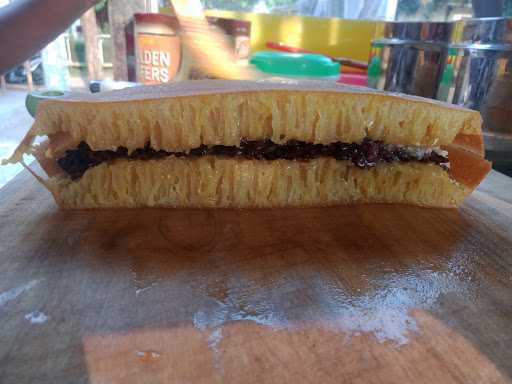 Martabak Lebaksiu , Kebandingan 5