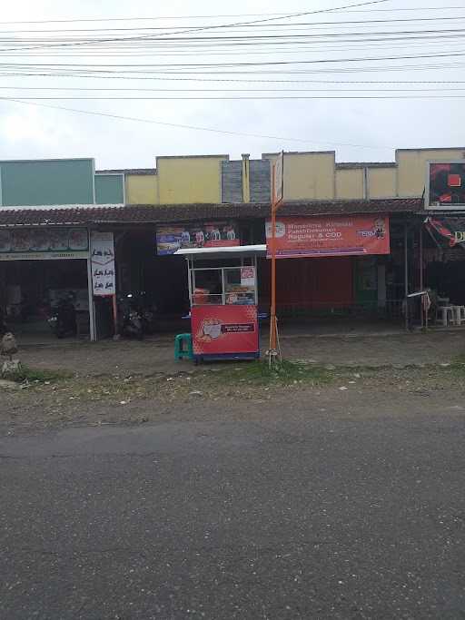 Nugroho Fried Chicken 3