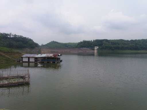 Warung Apung Ibu Mega 3