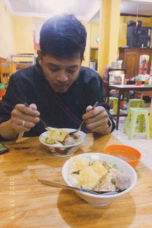 Bakso Hebring 8