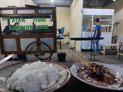 Sate Ayam & Kambing Cak Iwan 10