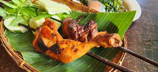 Warung Ayam Bakar Lientang 9