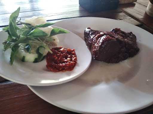 Warung Ayam Goreng Roker Sawojajar 8