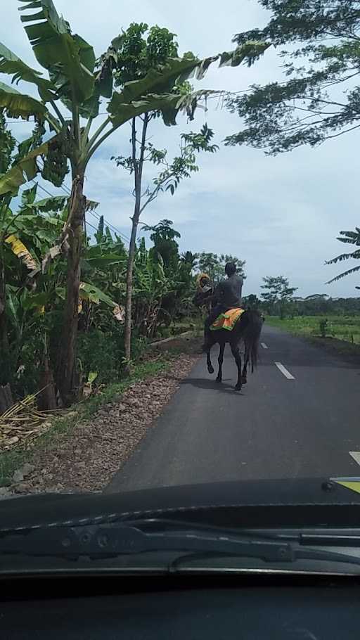 Mie Ayam Pojok Pak Hartono 10