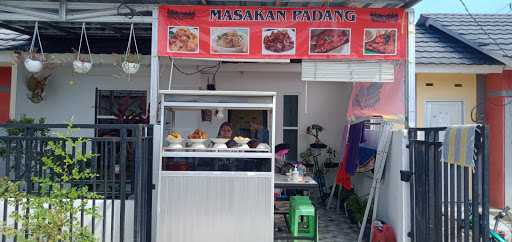 Rumah Makan Padang Manenggang 10