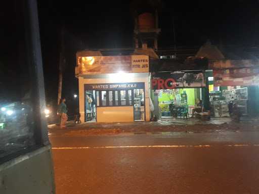 Warteg Simpang 5