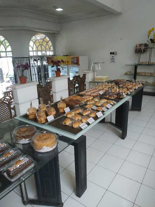 Purimas 3 Cake & Bakery 7