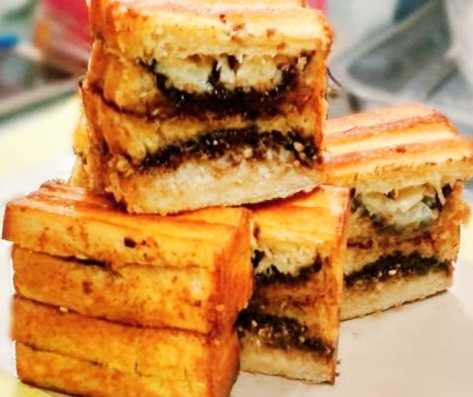 Roti Bakar Dan Pisang Bakar Sari Rasa Alun Alun Kejaksan 6