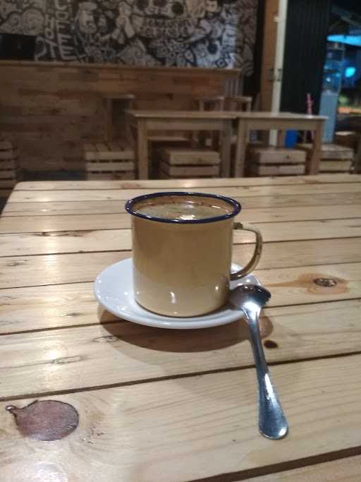 Kopi Kardus 9