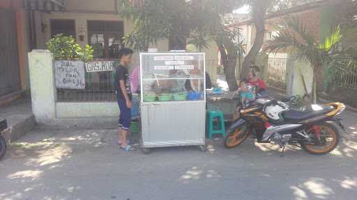 Nasi Kuning Dan Uduk Ibu Rat 2