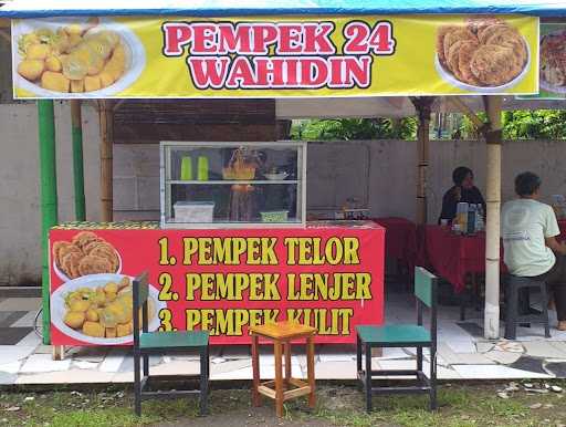 Pempek 24 Wahidin Cirebon 7